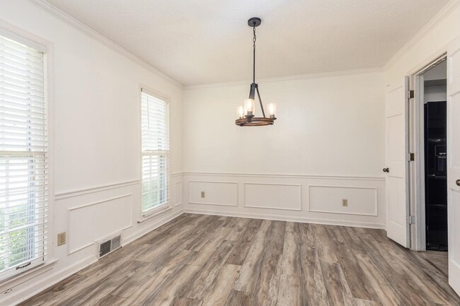 Photo - 7839 Farindon Dr