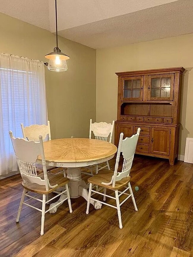 Photo - 4276 Calinda Ln