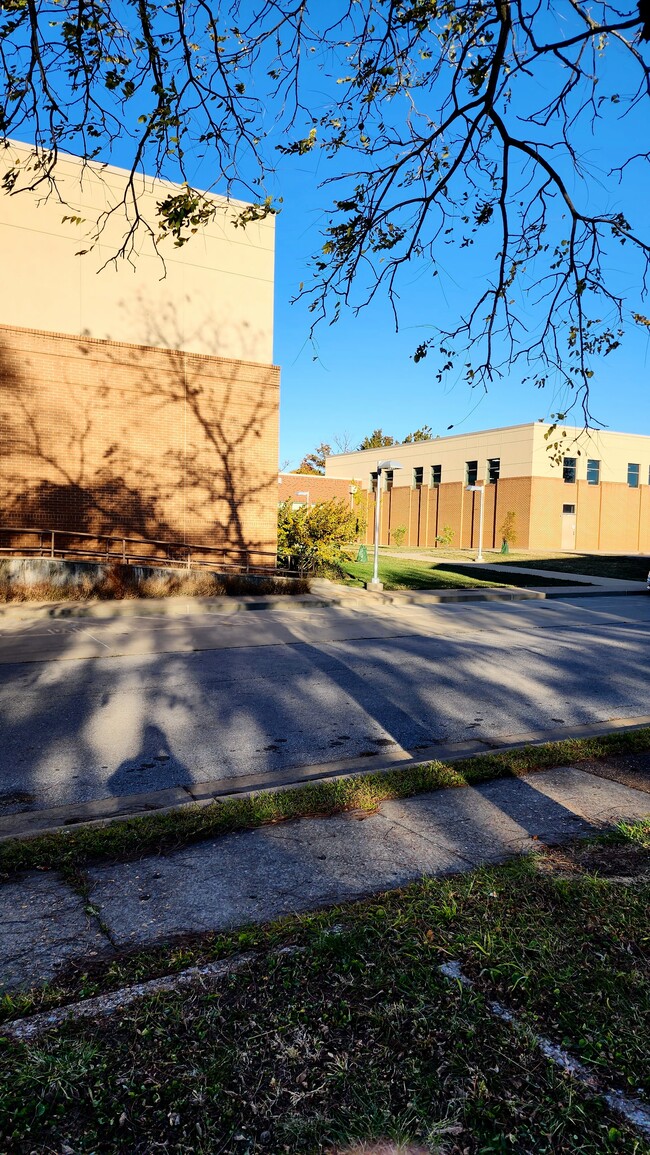 Photo - 6748 Crest Ave Unit 2E