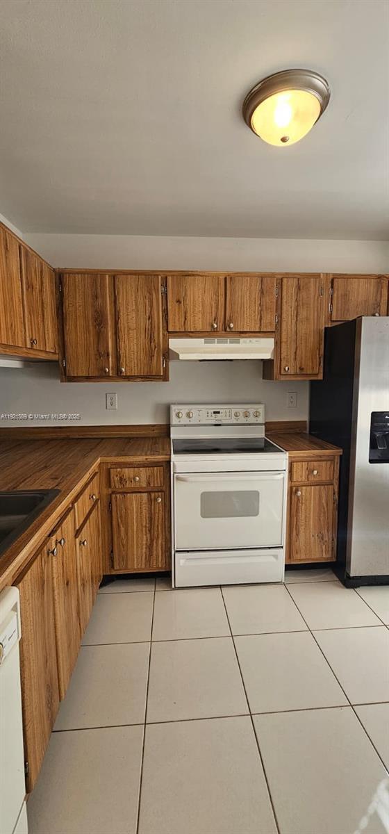 Photo - 3221 W Meadows Cir