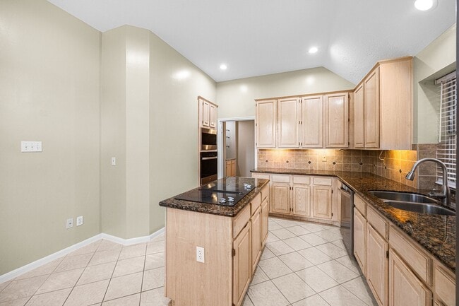 Photo - 17219 Crown Meadow Ct