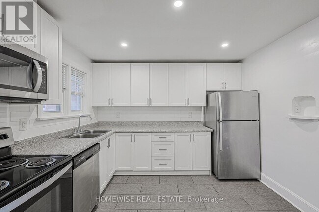 Photo - 366 Mary St N Unité 4