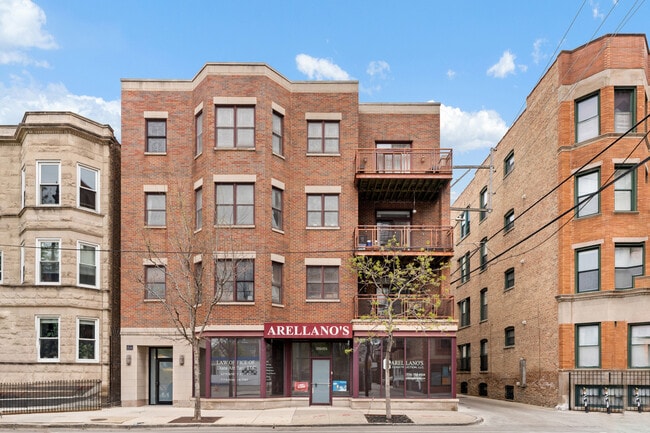 Building Photo - 1056 W Lawrence Ave