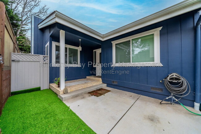 20 Del Robles Ave