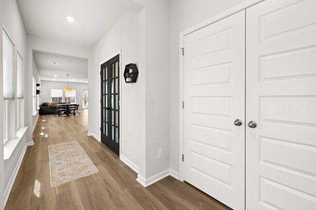 Photo - 119 Holloway Hl