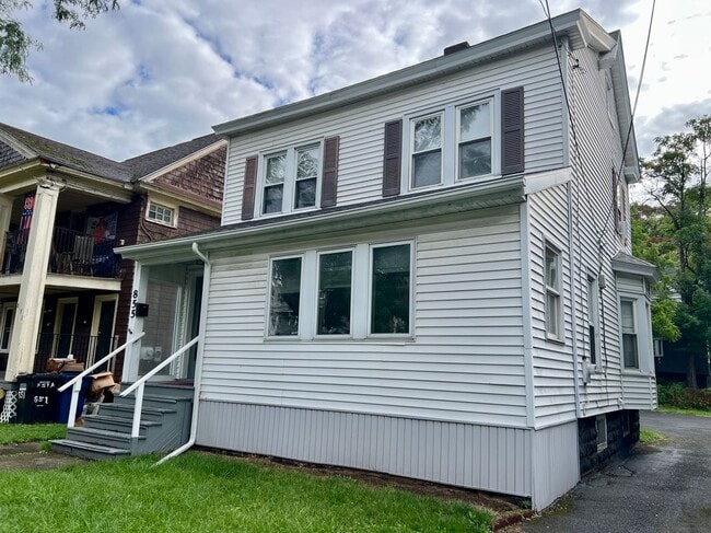 Building Photo - 855 Ackerman Ave Rental