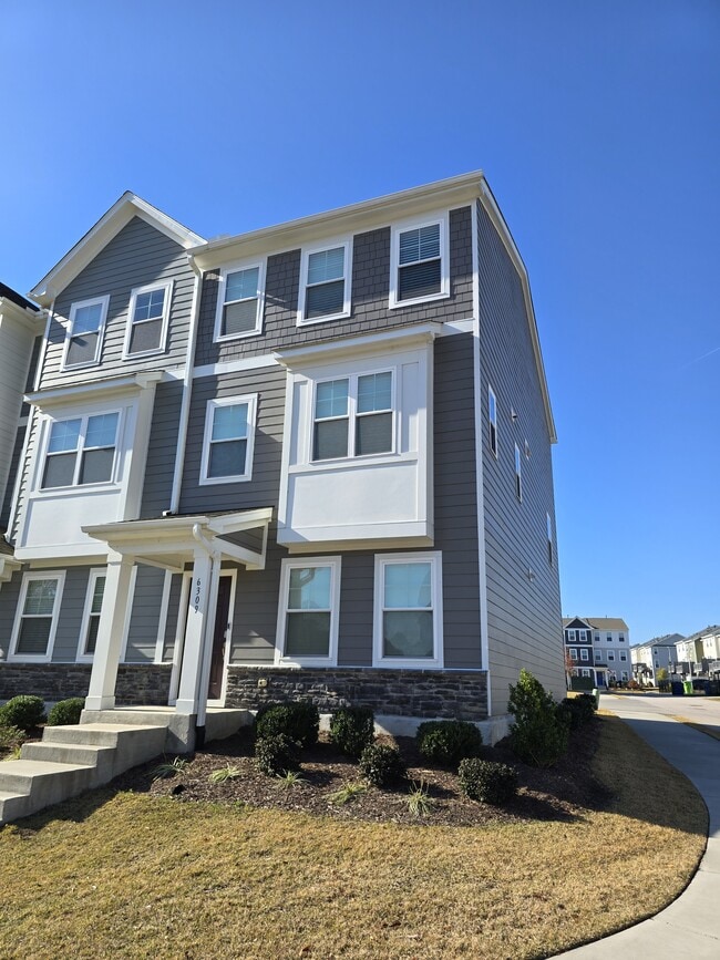 Photo - 6309 Truxton Ln