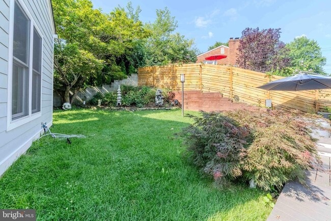Photo - 942 McKinley Rd