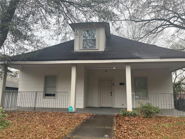 Building Photo - 343 Cairo St NW