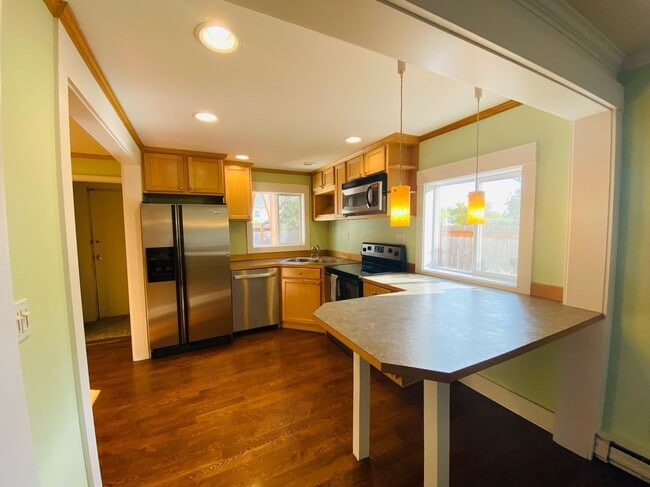 Photo - $1000 Off Before November 15th! 3 Bedroom ...