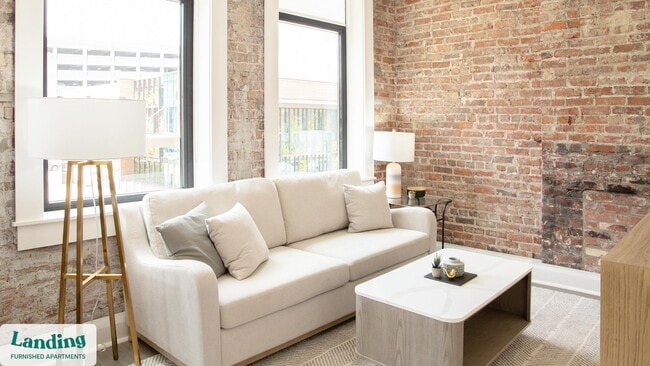 Building Photo - 425 20th St S Rental