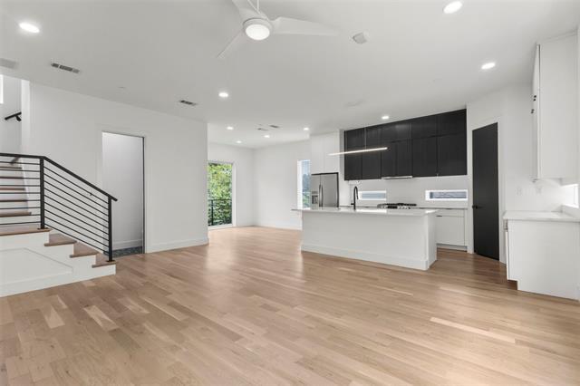 Building Photo - 2916 Hawthorne Ave Unit 105 Rental