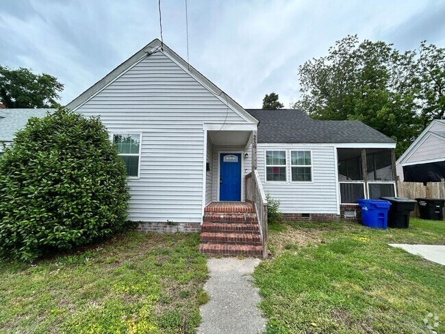 Building Photo - Welcome to this beautiful home located in ...