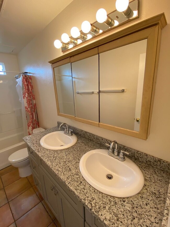 Photo - 6741 Del Playa Dr Unidad 1