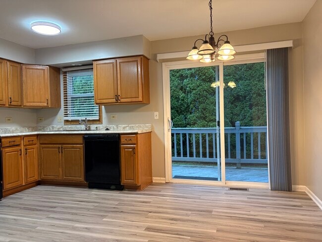 5431 Ebony Ct