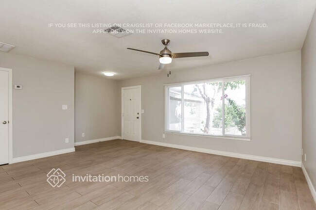 Photo - 11012 N 47th Ave