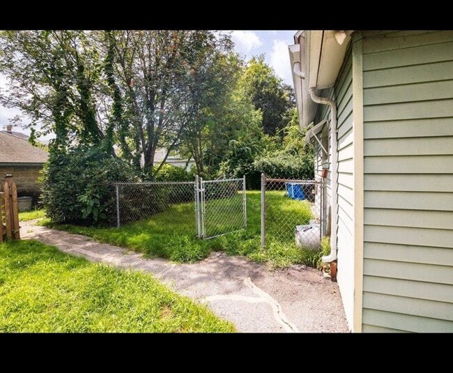 Photo - 12 Brookline St