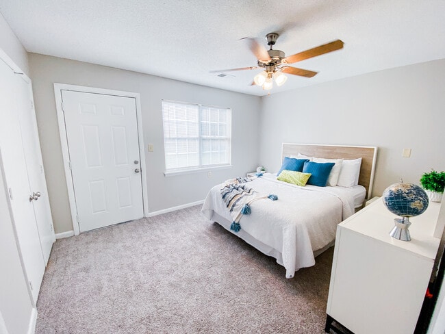 Photo - Residences at Haymount