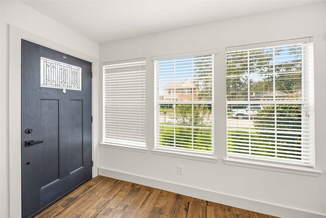 Photo - 422 Laurel Pine Dr