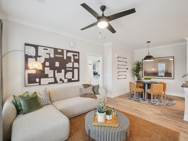 Photo - Magnolia Hill