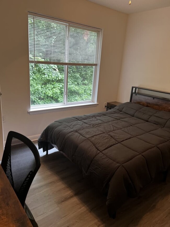 Photo - 1230 University Ct