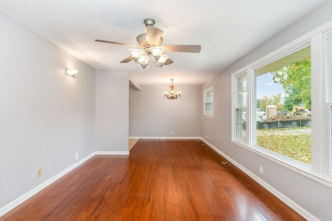 Photo - Classic Mid-Century Ranch Charlotte Park Available!