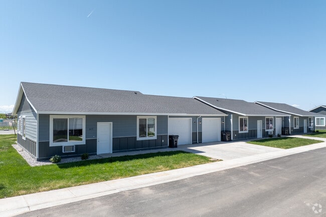 Building Photo - Canyon Land Rental