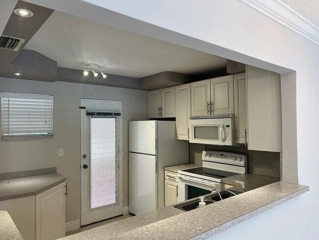 Photo - 403 NW 68th Ave Unit 202