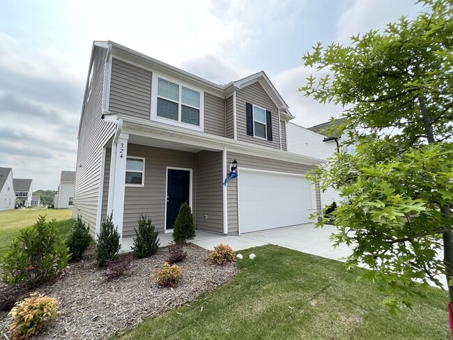 Photo - 324 Highview Dr