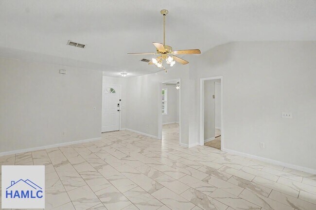 Photo - 340 McCumber Dr