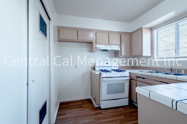 Photo - 808 Pershing St Unit B