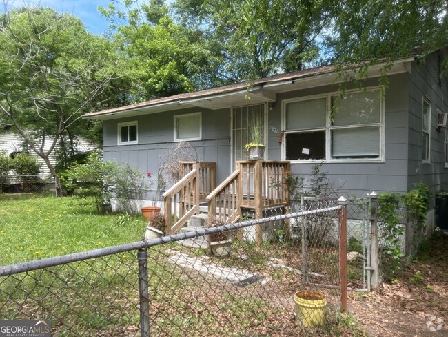 Building Photo - 2870 Margaret Dr Rental