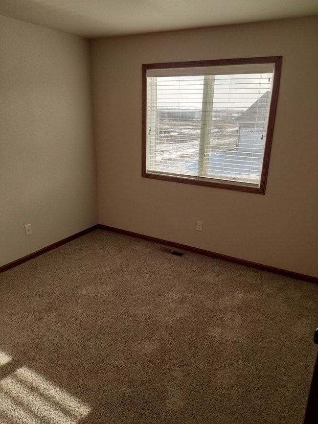 Photo - 1511 Sharloh LP