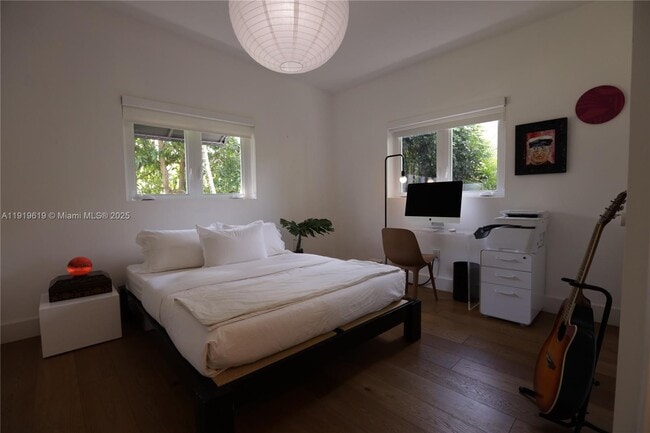 Photo - 12020 NE 5th Ave