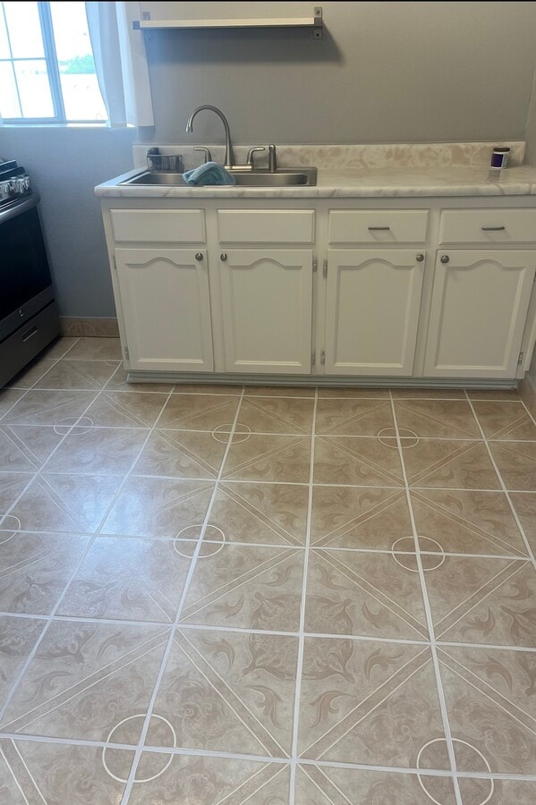 Photo - 129 W 61st St Apartments Unit 3-4