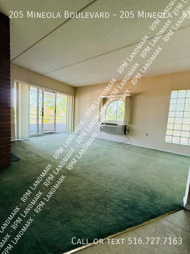 Photo - 205 Mineola Blvd Unit 5J