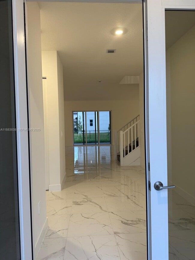 Photo - 12303 SW 44th St