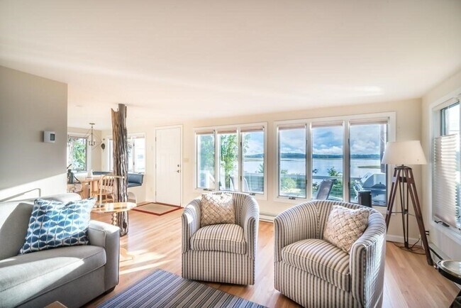 Photo - 78 Little Neck Rd