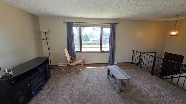Photo - Cute Twinhome is South/Central Bismarck