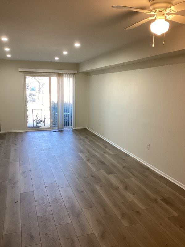 Photo - 3874 Linden Ave