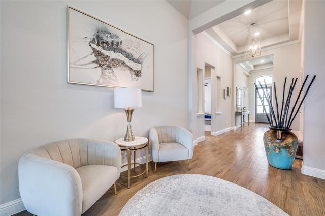 Photo - 2740 Meadowbrook Blvd