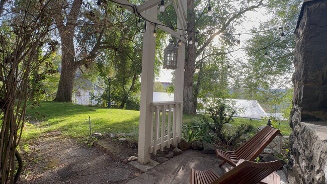 2340 W 1st Ave Unit G