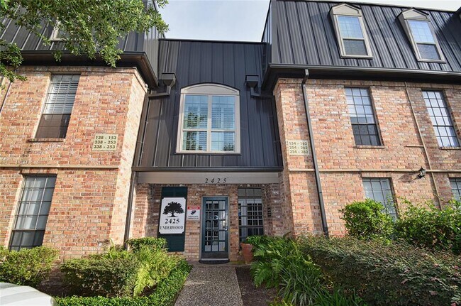 Photo - 2425 Underwood St Condo Unit 346