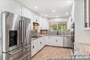 Building Photo - 14115 Moss Farm St Rental