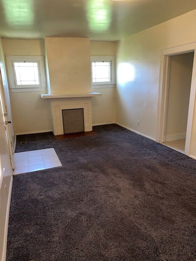 Photo - 660 Taylor Ave