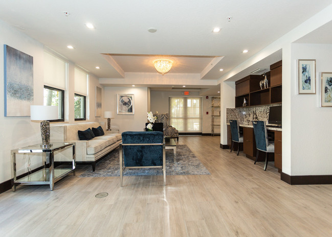 Redland Crossing - Redland Crossing Apartments