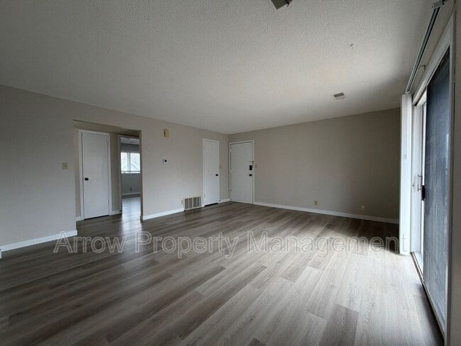 Photo - 424 N 4th St Unit 1