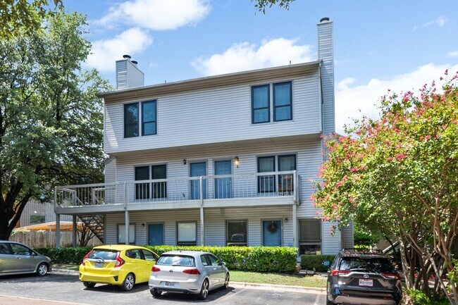 Photo - MOVE-IN TODAY: Updated 3 BR / 2.5 BA in S Austin - Walkable Location - W/D Included