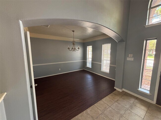 Photo - 12823 Dadebrook Ct