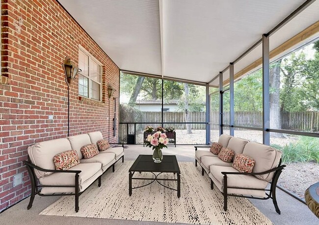 Photo - 503 S 7th St